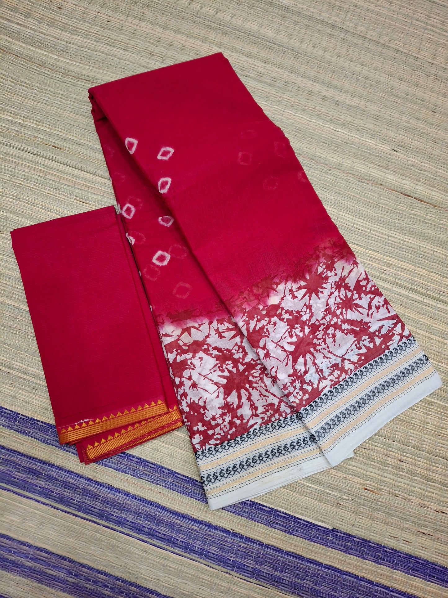 Sungudi - Hand Knotted Bhanthini Small Thread Black Zari Double Side Zari border (BLKAMALA-BHN-003)