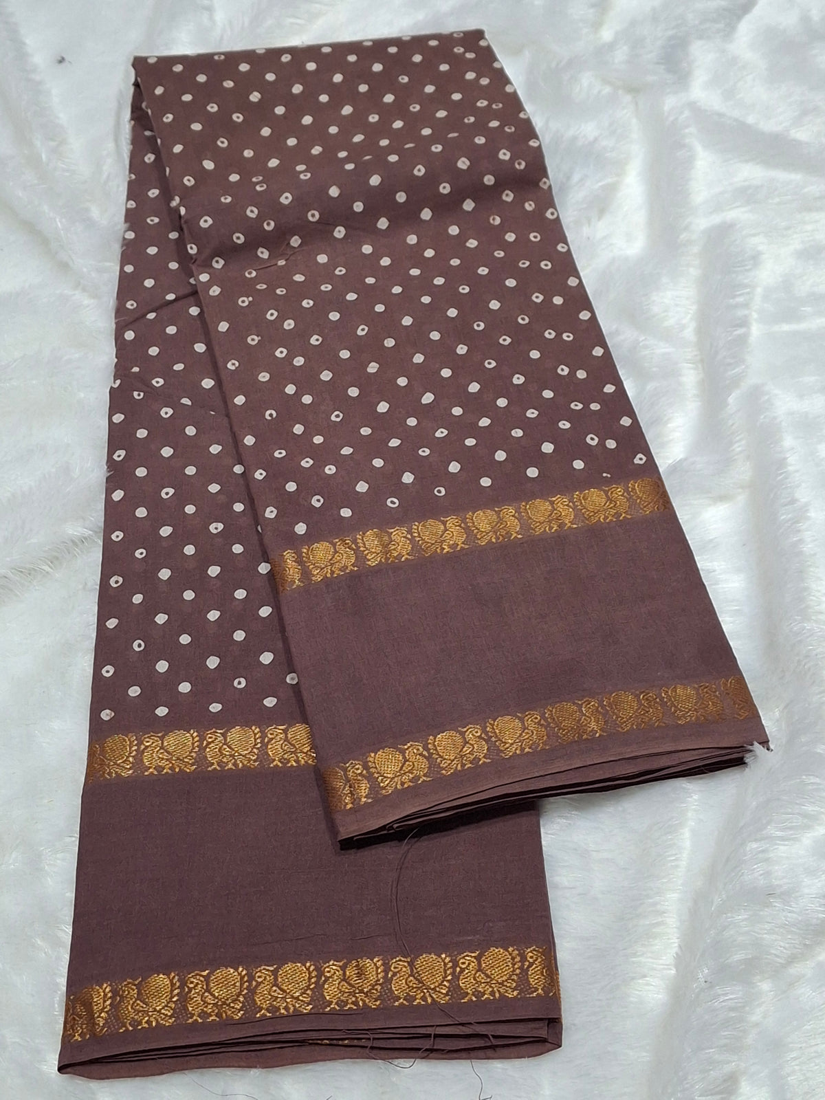 Annamayil Polka Dots W/B