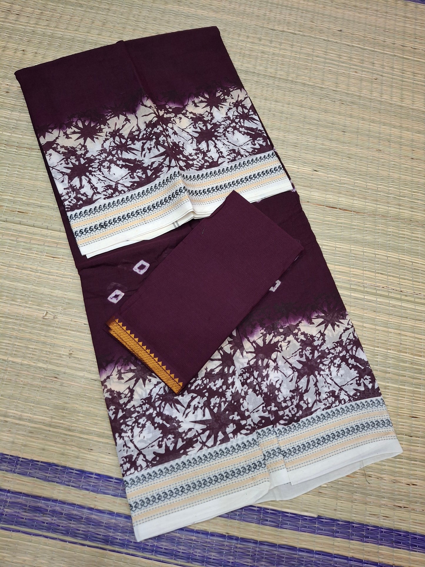 Sungudi - Hand Knotted Bhanthini Small Thread Black Zari Double Side Zari border (BLKAMALA-BHN-003)