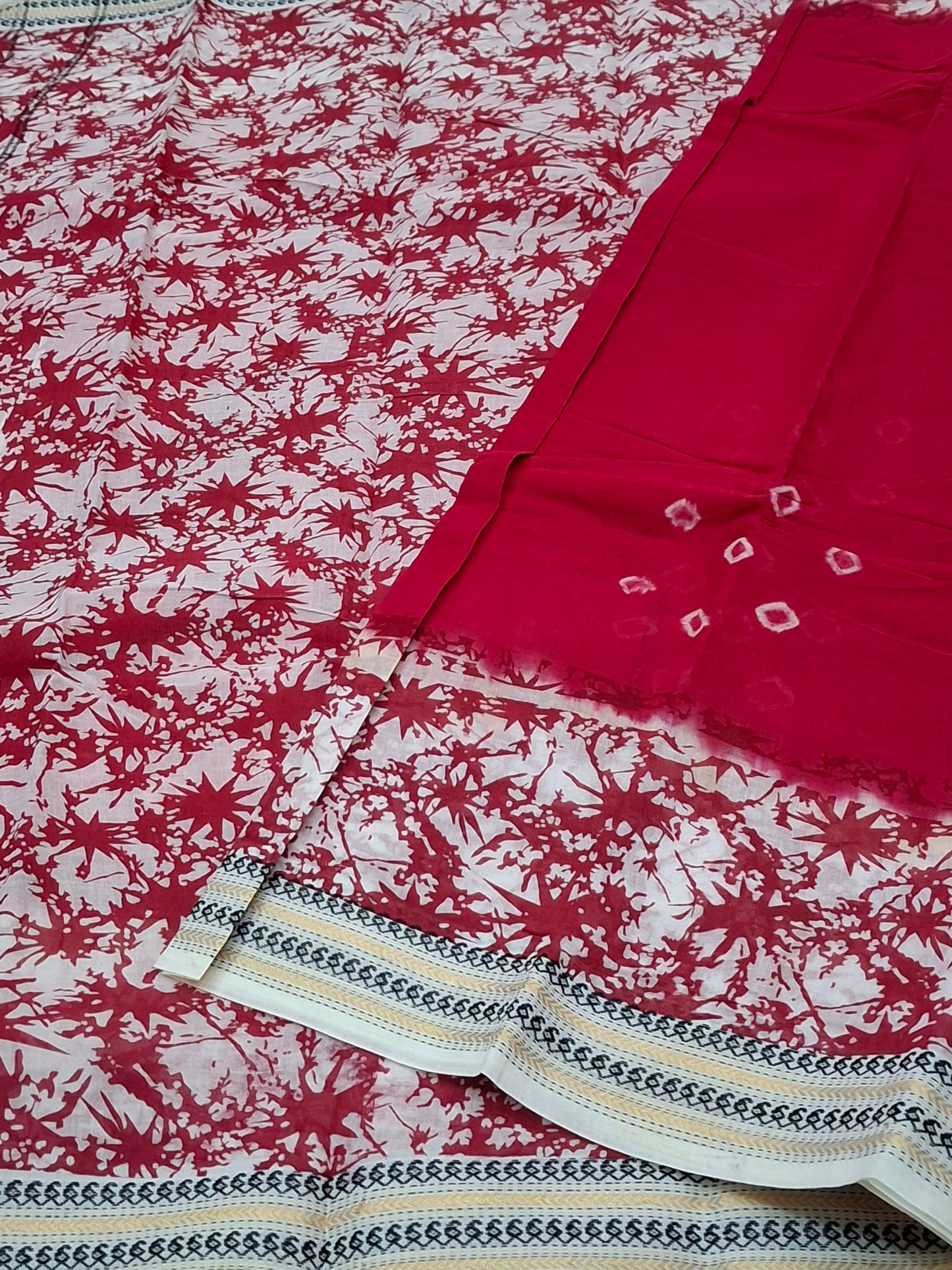 Sungudi - Hand Knotted Bhanthini Small Thread Black Zari Double Side Zari border (BLKAMALA-BHN-003)