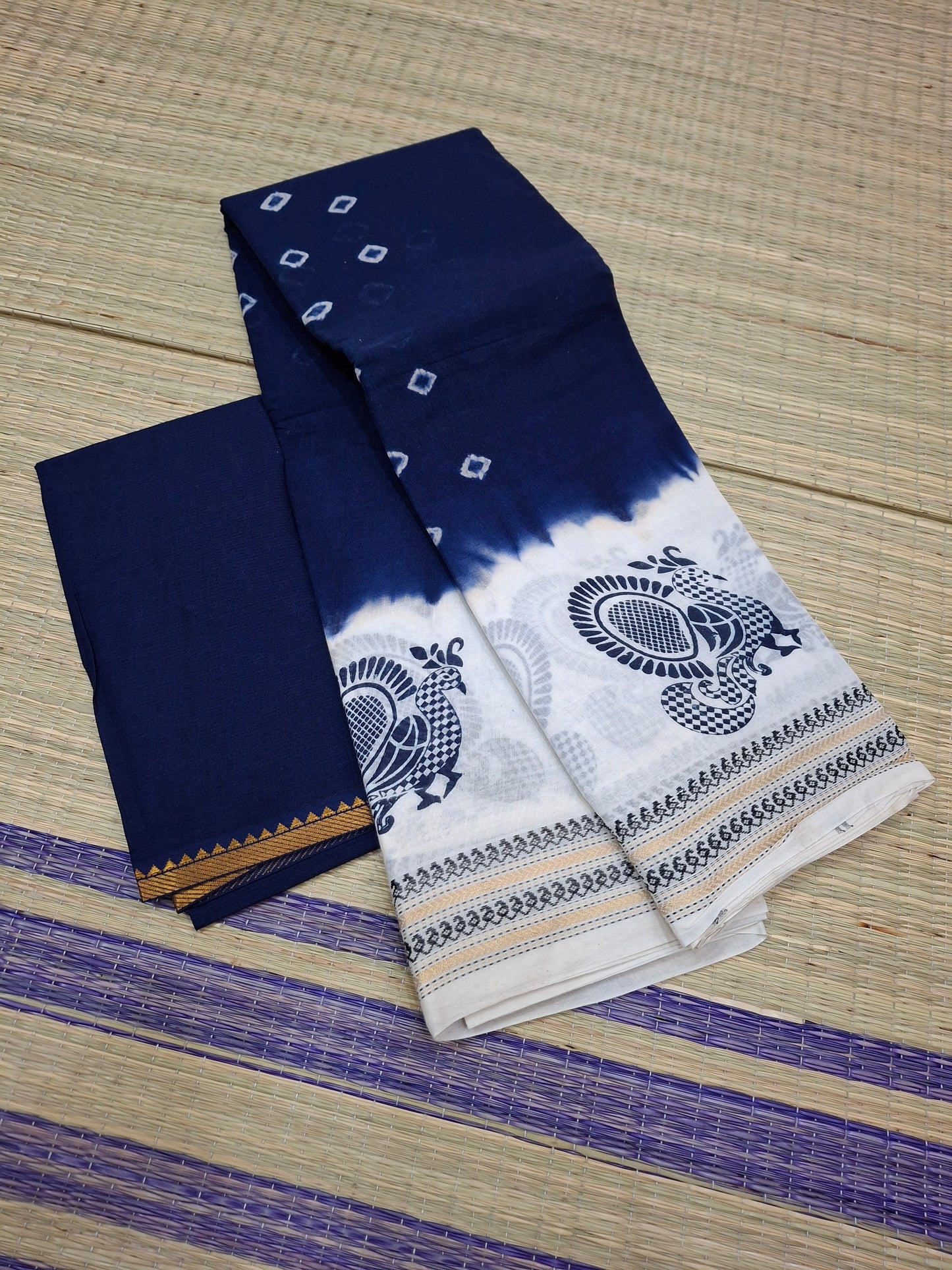 Sungudi - Hand Knotted Bhanthini Small Thread Black Zari Double Side Zari border (BLKAMALA-BHN-003)