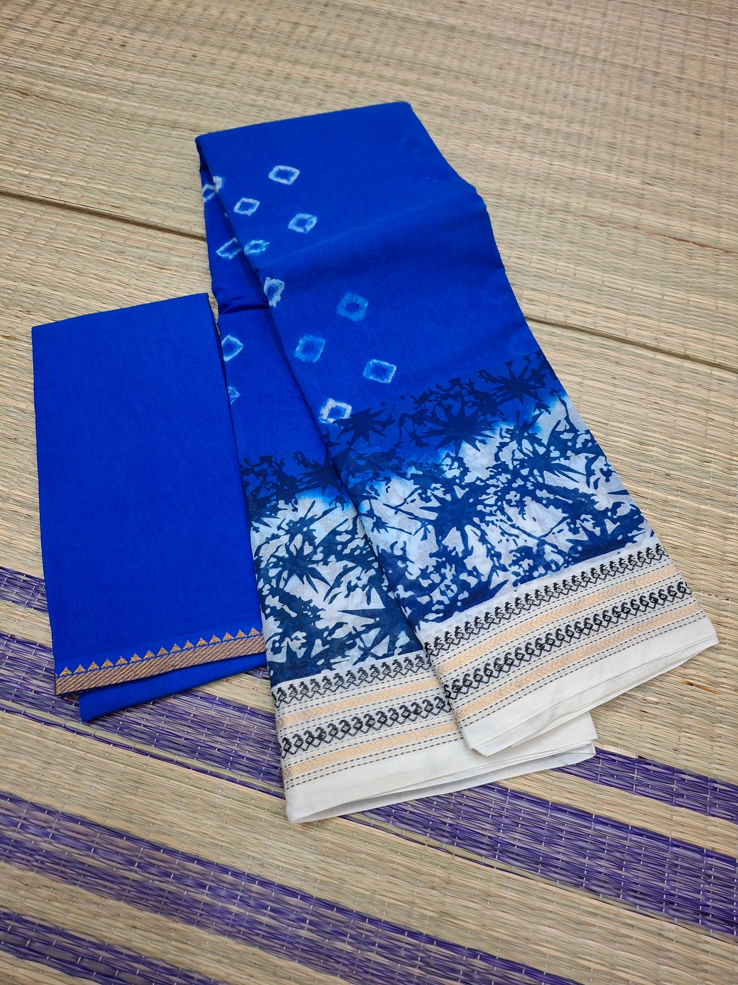 Sungudi - Hand Knotted Bhanthini Small Thread Black Zari Double Side Zari border (BLKAMALA-BHN-003)