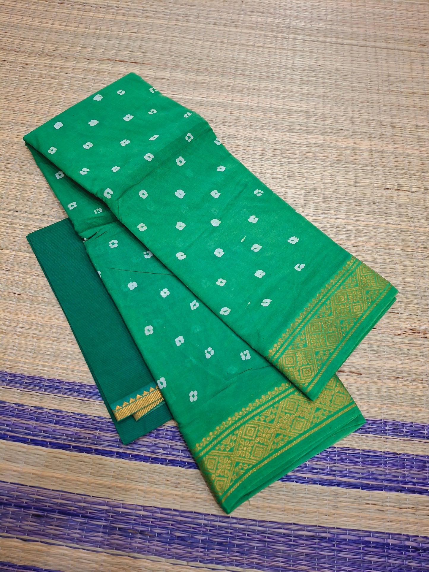 Sungudi 6 Yard Batik Saree Small Zari (D/S-Dind-001)