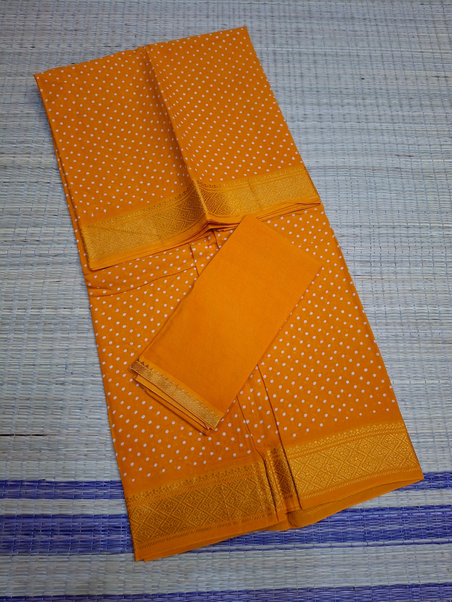 Sungudi 6Yard Hand Batik Printed Dots Pattern (D/S-OSI-001)