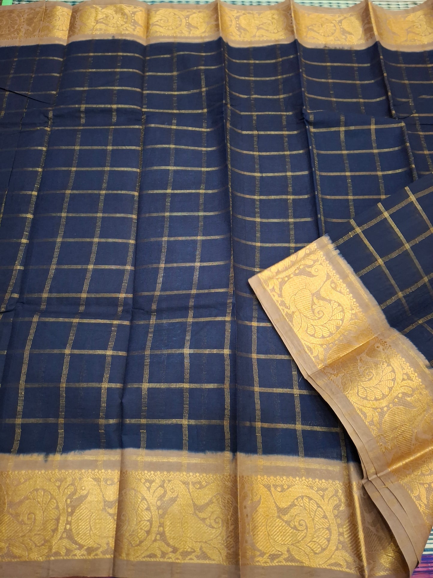 Madurai Sungudi - 6 Yard Big Checks Poonam Border  (2x2-BLK-SN01)