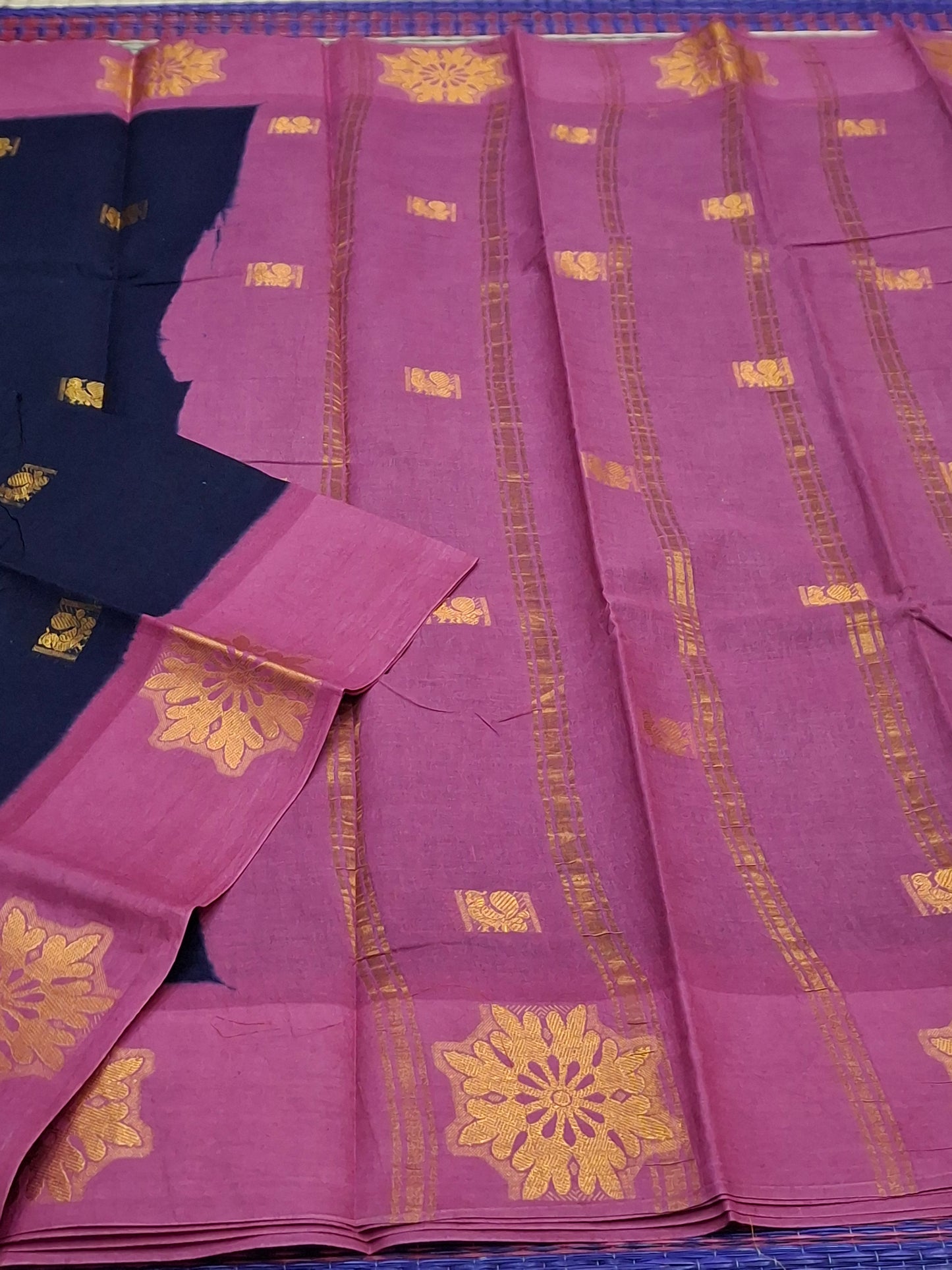 Madurai Sungudi Cotton - 6 Yard Annam Butta Sarees (POO-BUTA-03)