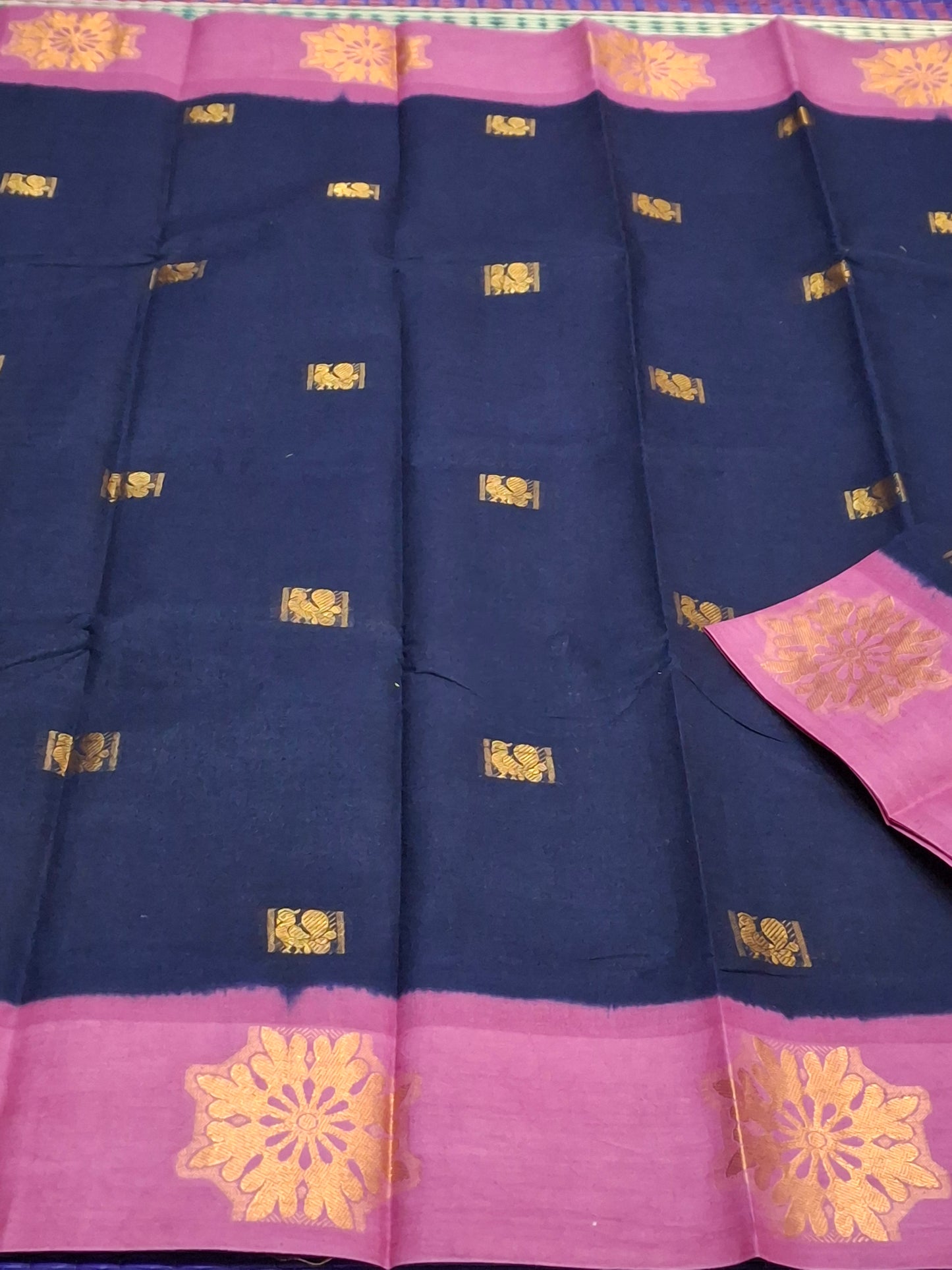 Madurai Sungudi Cotton - 6 Yard Annam Butta Sarees (POO-BUTA-03)