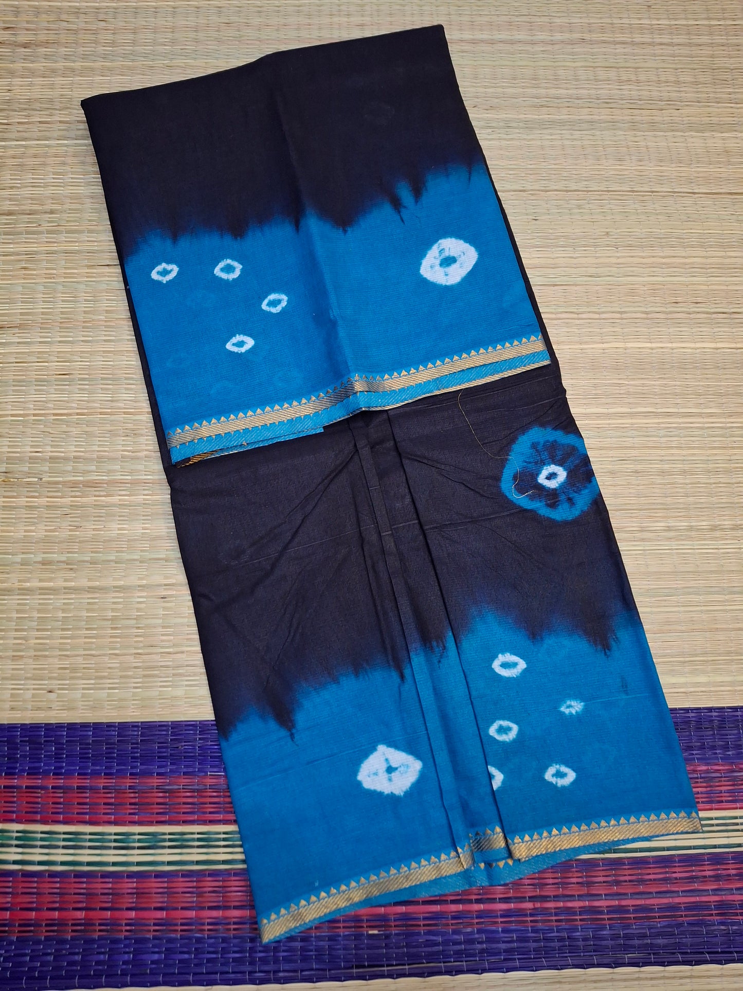 Sungudi - Bhanthini Hand Knotted (VESTI-BHN-001)