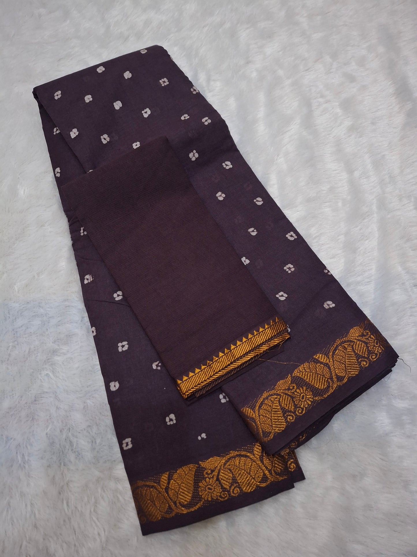 Sungudi 6 Yard Batik Saree Small Zari (D/S-Dind-001)