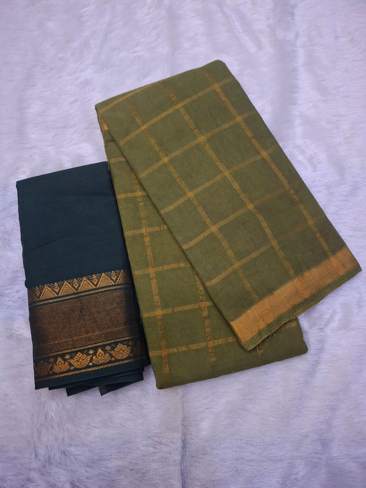 Sungudi 6 Yard Bengal Checks with Tissue Border (Vanaja-001)