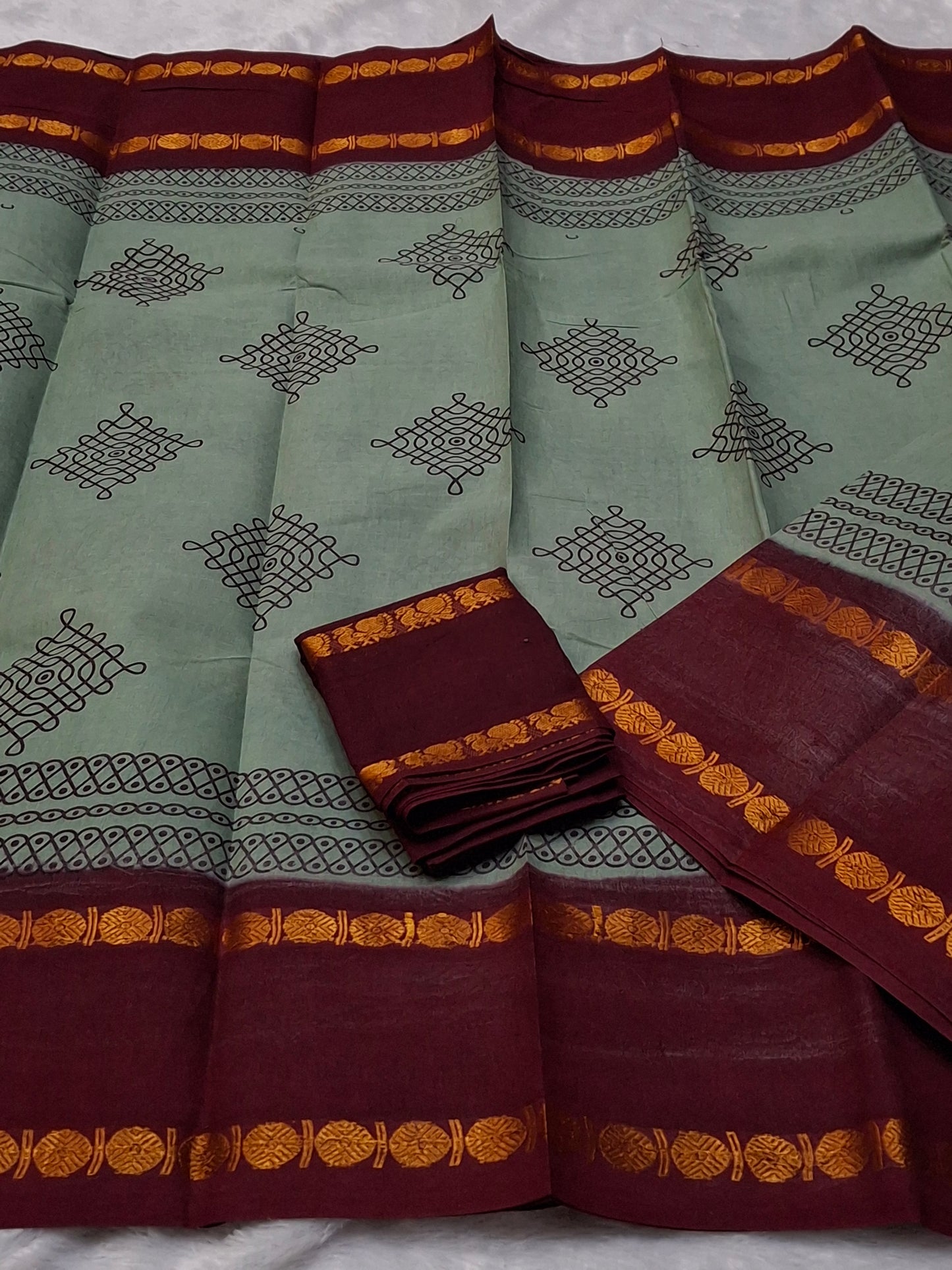 RettaPatti Kolam