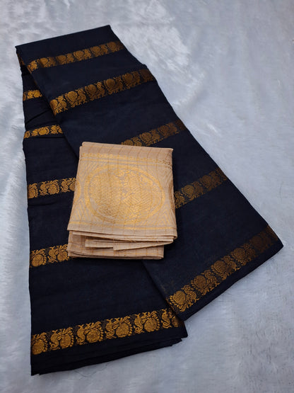 Annapatchi Velthari Self