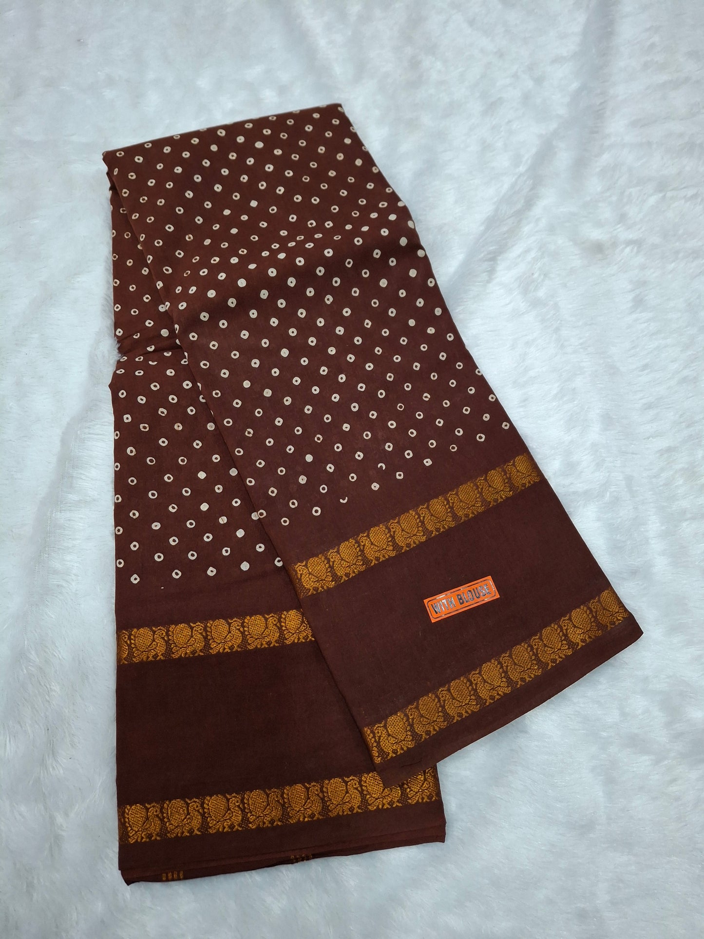 Annamayil Polka Dots W/B